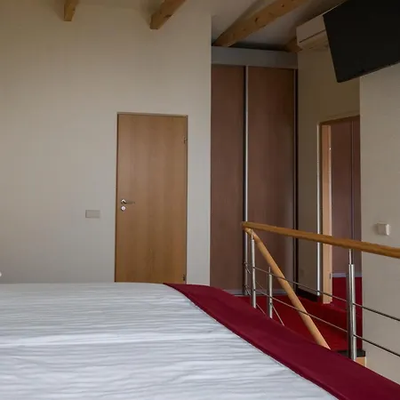 Agneta Apartamentai 3*